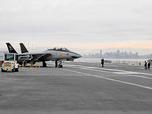 Airplane Picture - F-14A 162689 at the USS Hornet Museum in Alameda, California, 2009