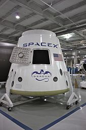 Airplane Picture - SpaceX Dragon