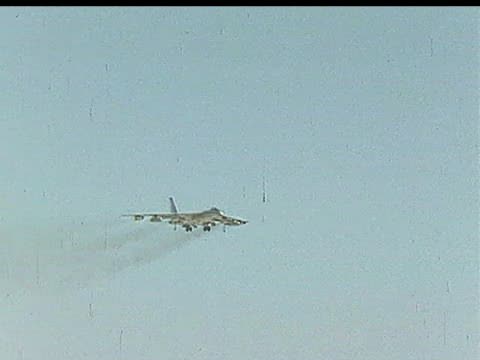 Airplane Picture - Video of a B-47 Stratojet