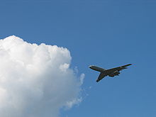 Airplane Picture - Vickers VC10 just before landing