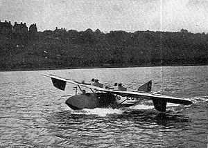 Warbird Picture - Cockle on the River Medway, Rochester in 1924 - original fin.