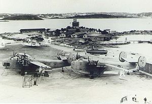 Airplane Picture - Coronados and Catalinas at RAF Darrell's Island, Bermuda.