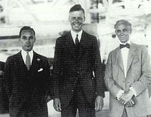 Aviation History - Lindbergh with Edsel Ford (left) and Henry Ford in the Ford hangar. Photo: August 1927.