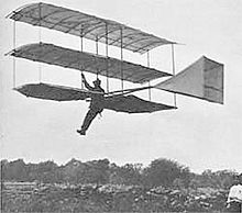 Aviation History - Gustave Whitehead - Whitehead piloting his glider of 1903