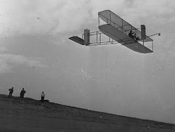 Airplane Picture - The 1911 glider over the Kill Devil Hills. Library of Congress Wright Collection.