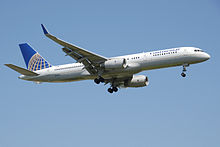 Airplane Picture - Continental Airlines 757-200 on final approach