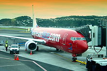 Airplane Picture - Polynesian Blue 737-800 at Wellington International Airport, New Zealand.