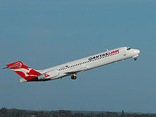 Airplane Picture - A QantasLink 717 departs Perth Airport, Australia in 2007.