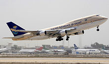 Airplane Picture - Saudi Arabian Airlines 747-400 on takeoff from Jinnah International Airport, Karachi