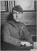 World War 1 Picture - Capt. Eddie Rickenbacker, United States Army Air Service, c.1919