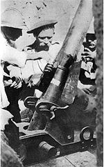 World War 1 Picture - Frenchman instructing Serbian in Use of Trench Mortar, 1916-1917.