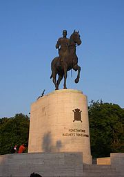 World War 1 Picture - A statue of Constantine in Athens.