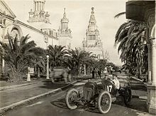 World War 1 Picture - Rickenbacker driving in the 1915 American Grand Prize at San Francisco.