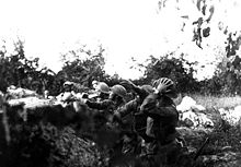 World War 1 Picture - American Soldiers in the trench