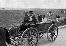 World War 1 Picture - Wounded Russian soldiers retreating from the front