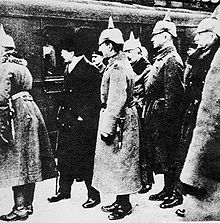 World War 1 Picture - Leon Trotsky being greeted by German officers in Brest-Litovsk