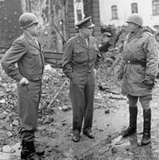 World War 1 Picture - Bradley, Eisenhower, and Patton