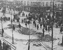 World War 1 Picture - Crater of a Zeppelin bomb in Paris