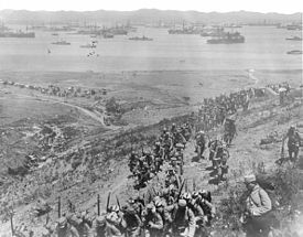 World War 1 Picture - Landing of French troops on Lemnos island, 1915.