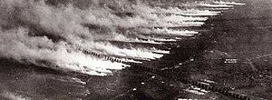 World War 1 Picture - Dispersion of chlorine in World War I