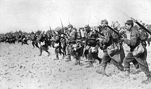 World War 1 Picture - French bayonet charge