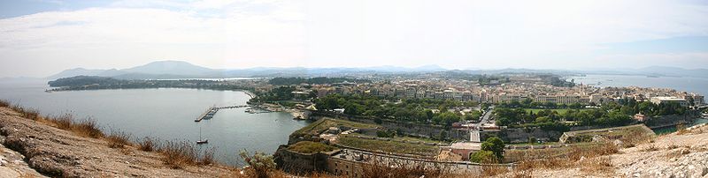 World War 1 Picture - Panoramic view of parts of old Corfu City as seen from Palaio Frourio. The Bay of Garitsa is to the left and the port of Corfu is just visible on the top right of the picture. Spianada is on the foreground