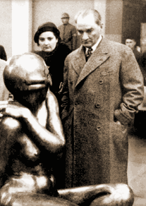 World War 1 Picture - President Kemal at the 1927 opening of the State Art and Sculpture Museum.
