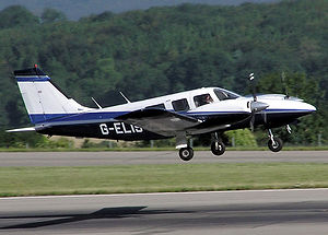 Airplane Picture - Piper PA-34-200T Seneca II