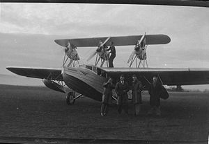 Airplane Picture - Saunders-Roe Windhover VH-UPB at Launceston, Tasmania