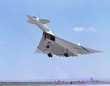 Airplane Picture - XB-70A Valkyrie on takeoff