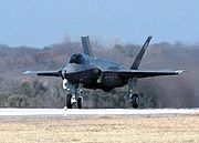 Airplane picture - The UK plans to order 138 F-35s