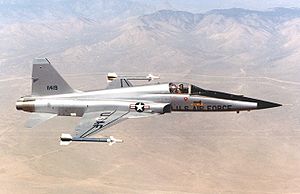 Airplane picture - Airplane Pictures - Living Warbirds: Northrop F-5 - Freedom Fighter (A/B) and Tiger II (E/F)