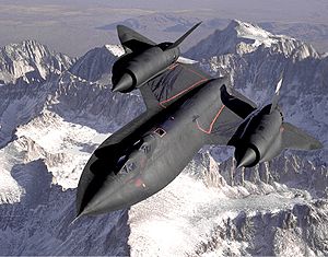 Airplane Pictures - Living Warbirds: Lockheed SR-71 "Blackbird"