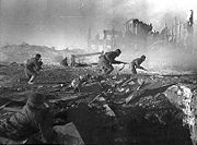 Airplane Pictures - Soviet soldiers in the Battle of Stalingrad.